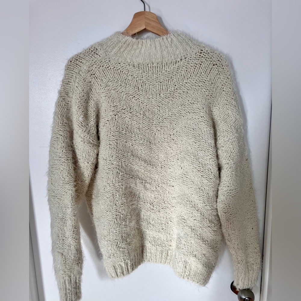 Elegant Cream fuzzy sweater - Picture 3 of 5